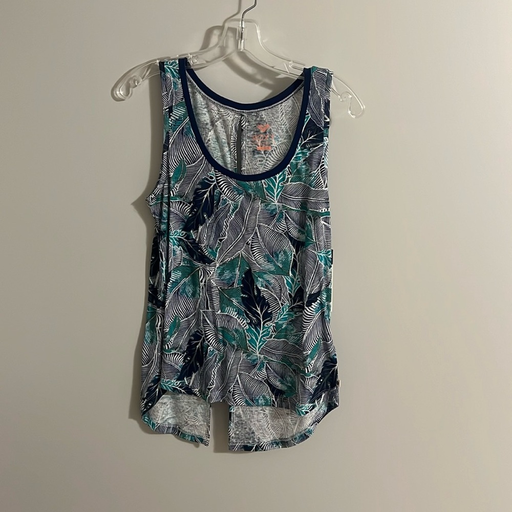 NWT Roxy Floral Tank Size Small